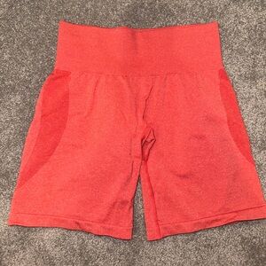 NVGTN candy apple contour seamless shorts